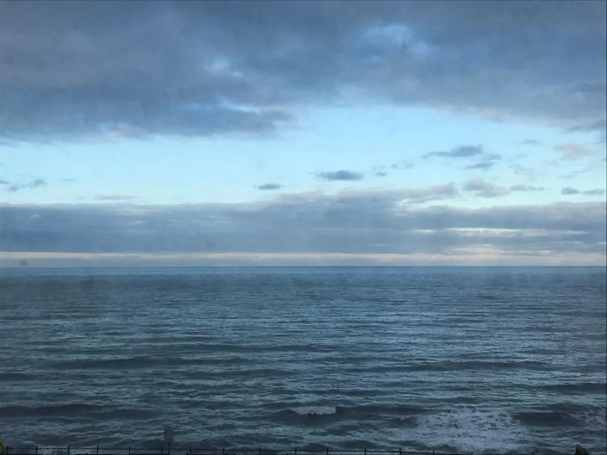 Seaview North Bay Holiday Home Apartment Scarborough
